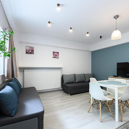 Port-Lodz Apartment By Pinpoint Екстериор снимка