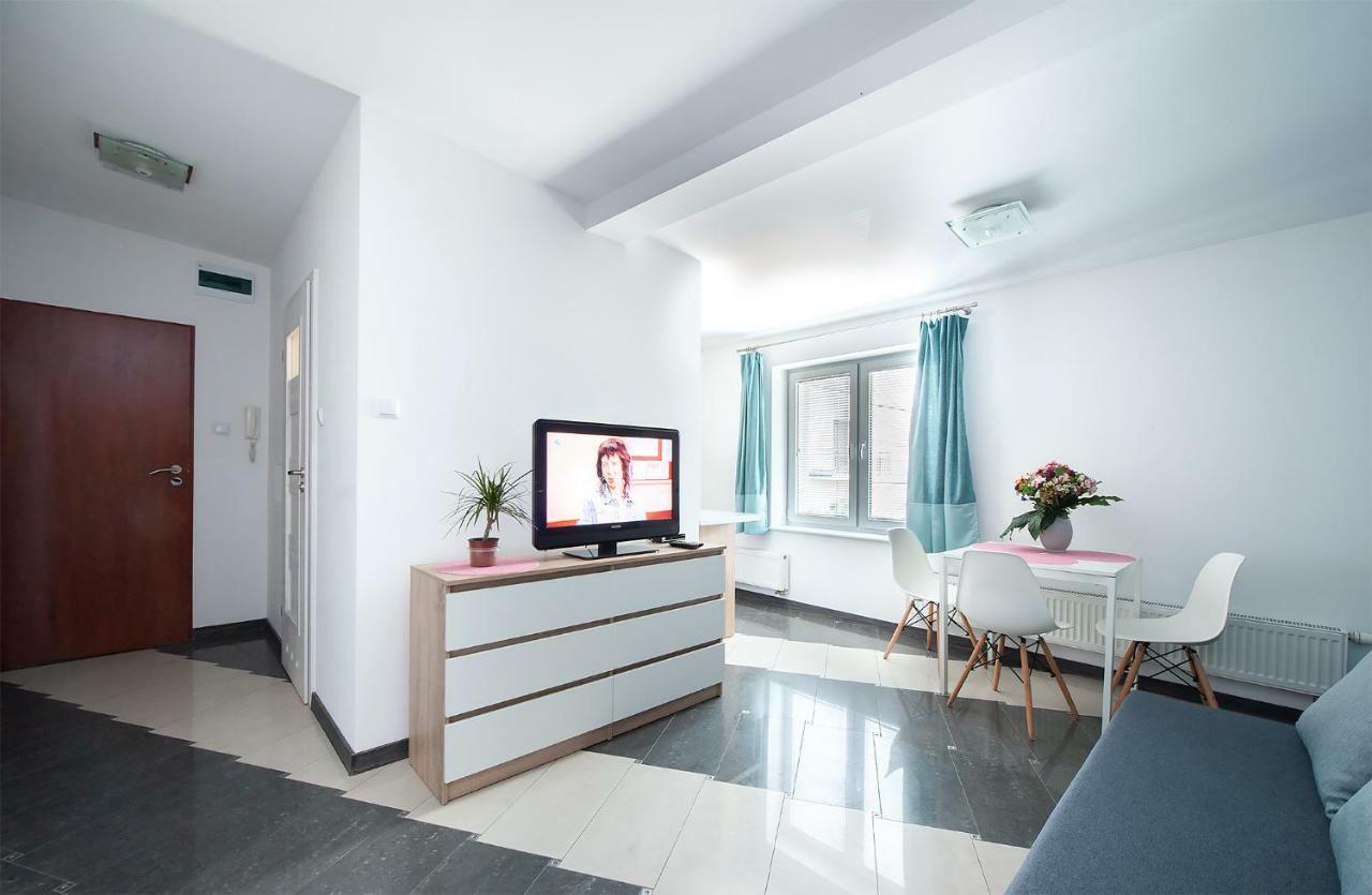 Port-Lodz Apartment By Pinpoint Екстериор снимка
