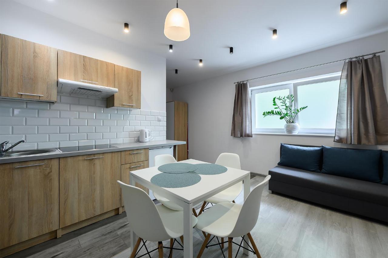 Port-Lodz Apartment By Pinpoint Екстериор снимка